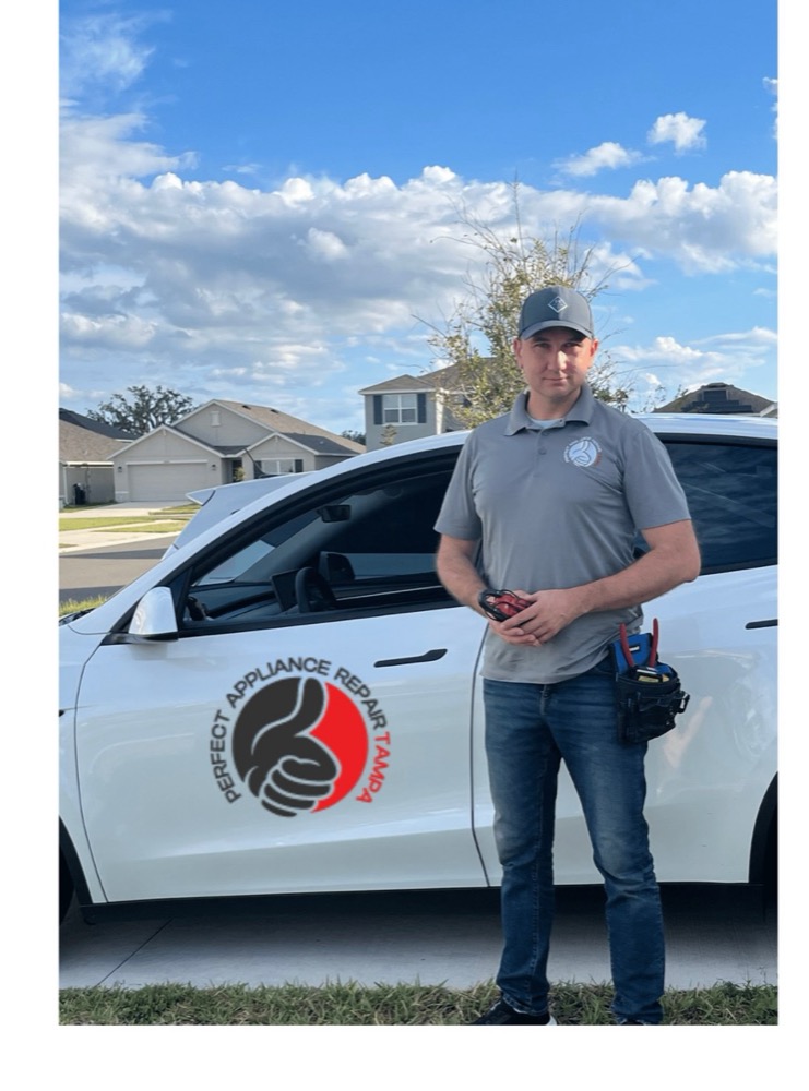 Mark Didenco with service vehicle, Perfect Appliance Repair Tampa